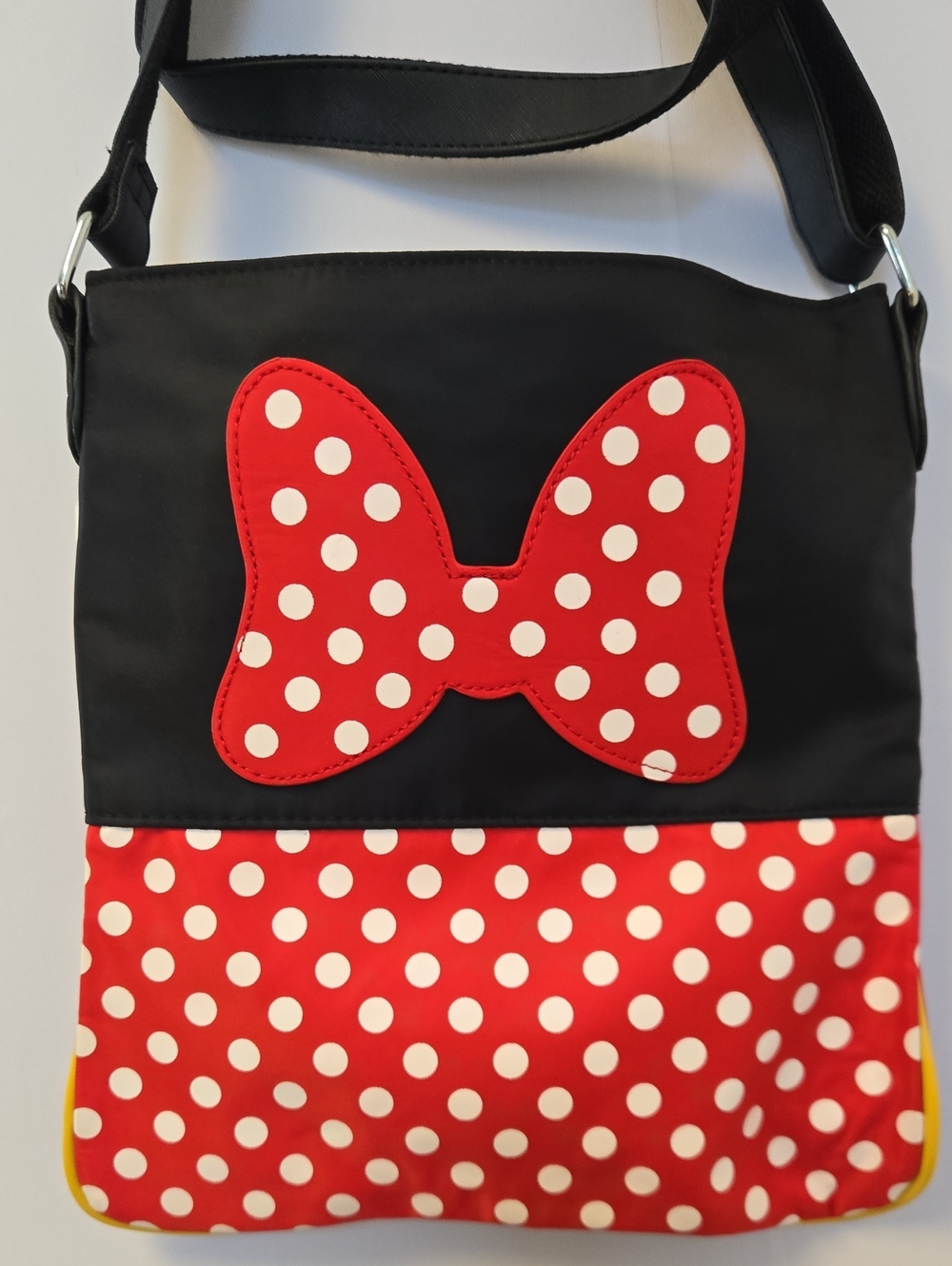 NEW Disney Minnie & Mickey 2 Way Crossbody Bag